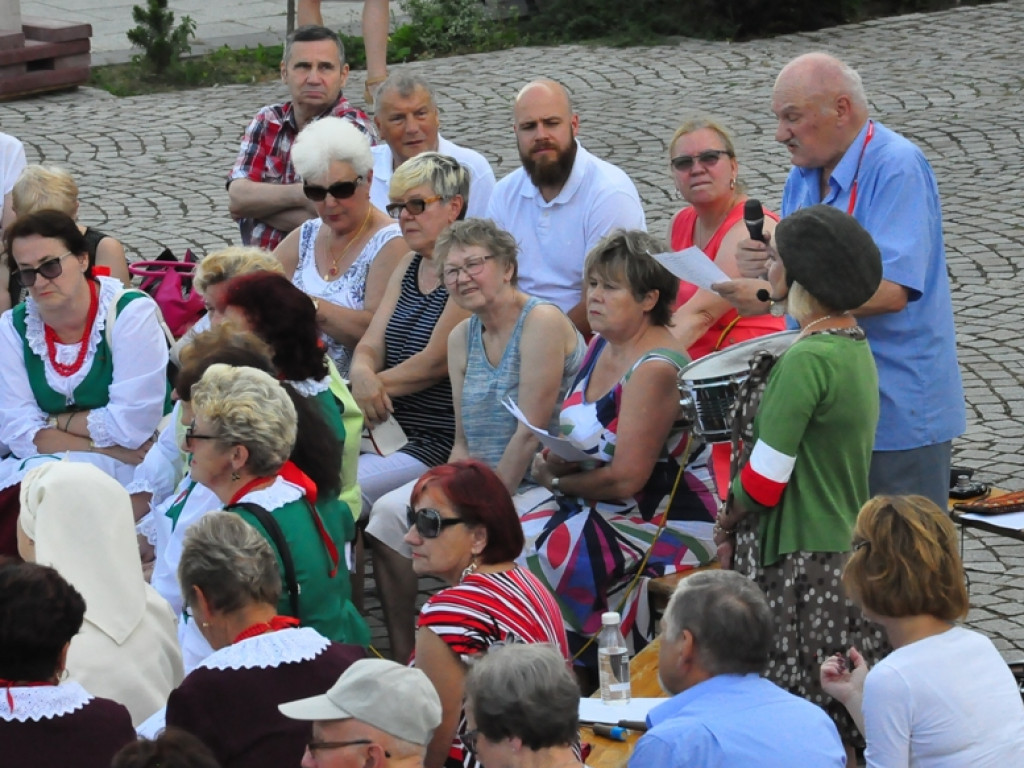 Wspólnie, patriotycznie dla żołnierzy