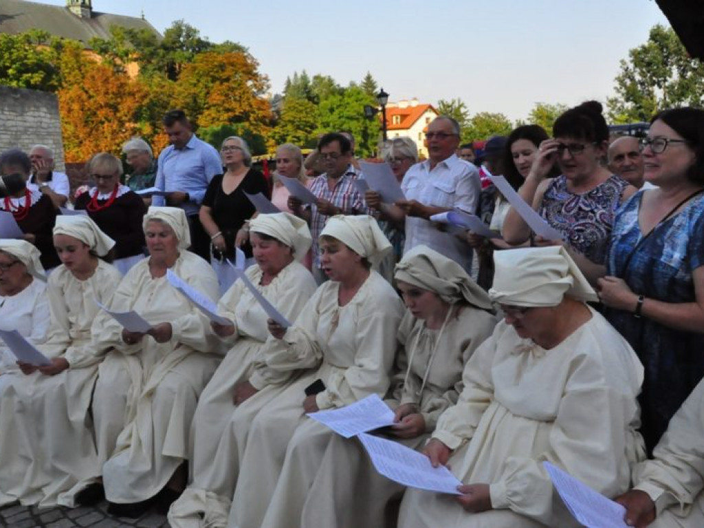 Wspólnie, patriotycznie dla żołnierzy