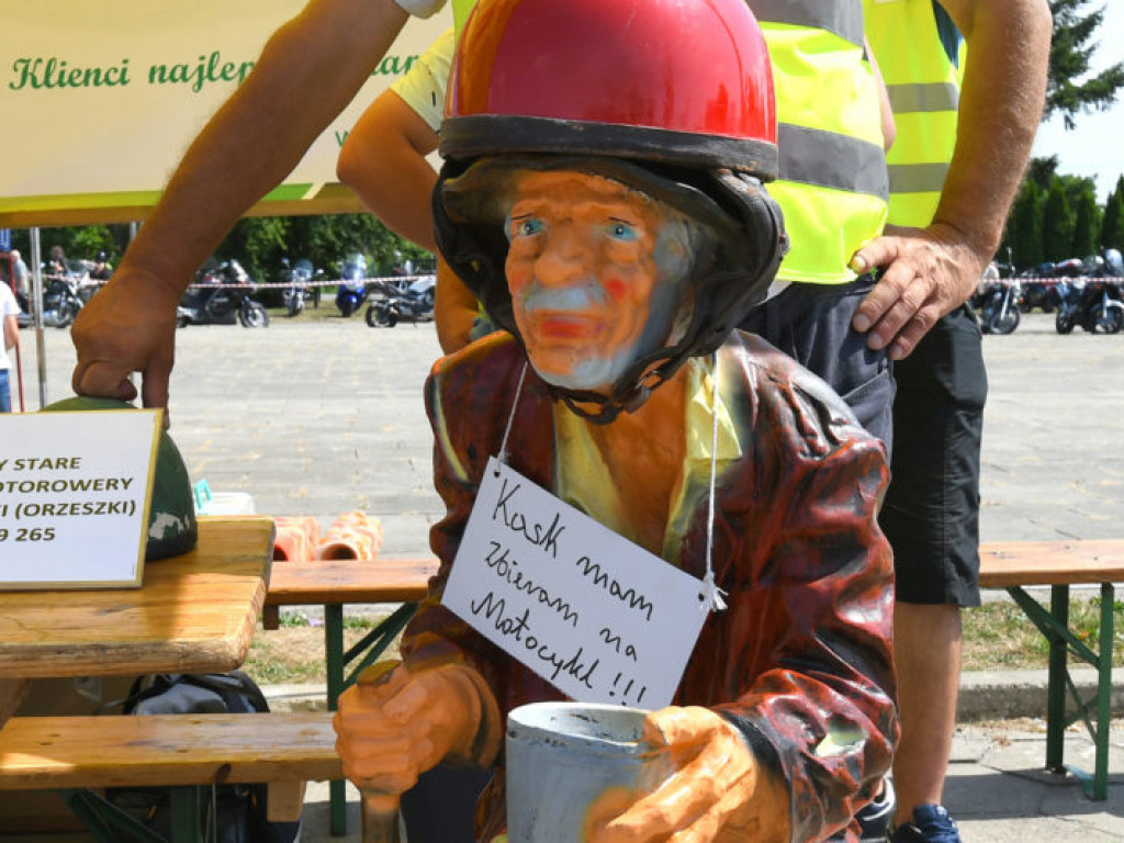 Zjazd starych motocykli w Grębowie (galeria)