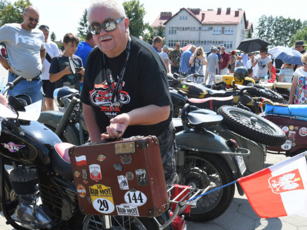 Zjazd starych motocykli w Grębowie (galeria)