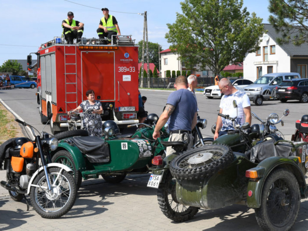 Zjazd starych motocykli w Grębowie (galeria)