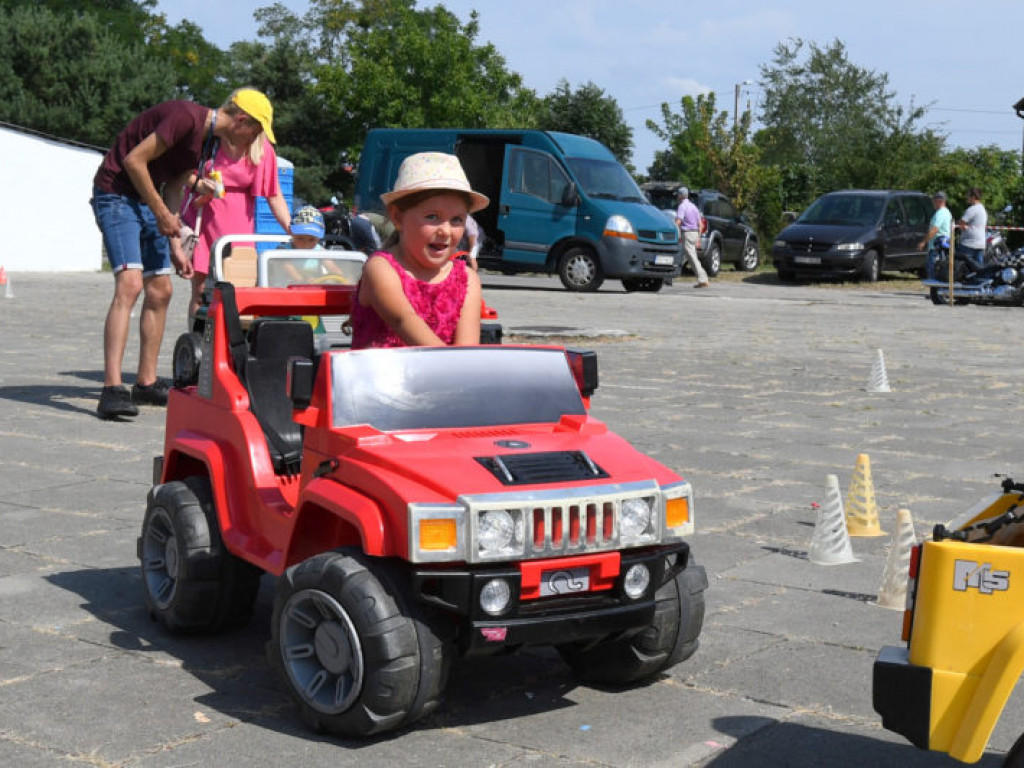 Zjazd starych motocykli w Grębowie (galeria)