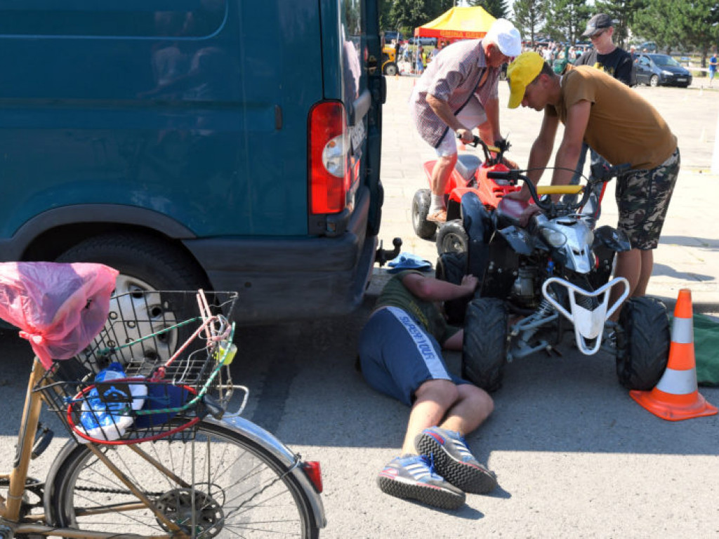 Zjazd starych motocykli w Grębowie (galeria)