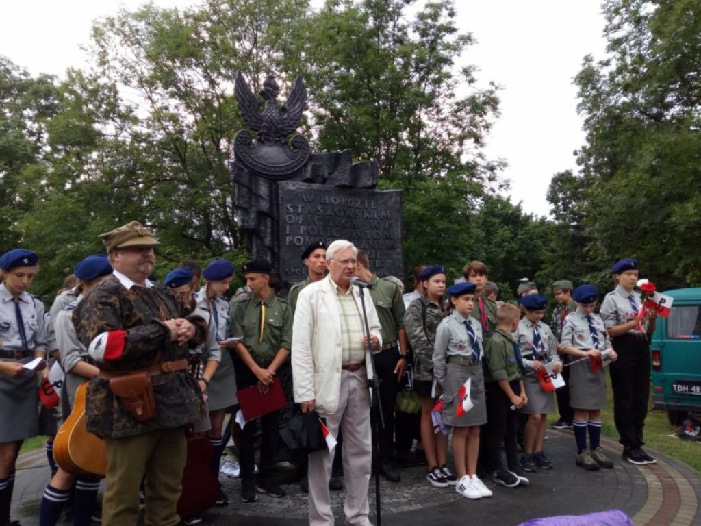 Staszów w hołdzie powstańcom warszawskim [zdjęcia]