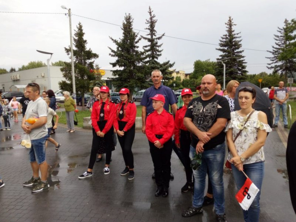Staszów w hołdzie powstańcom warszawskim [zdjęcia]