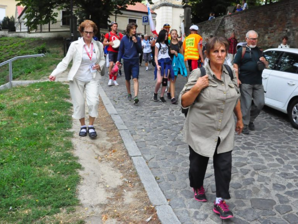 Pątnicy już w drodze [zdjęcia]