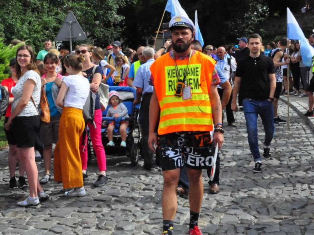Pątnicy już w drodze [zdjęcia]