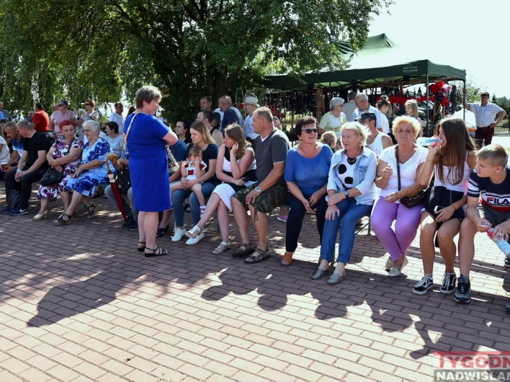 Furmanki, bryczki i powozy królowały w... Furmanach [Zdjęcia]
