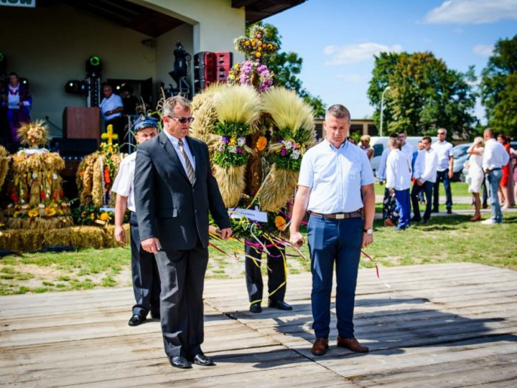 Dożynkowe świętowanie w Łoniowie [zdjęcia]