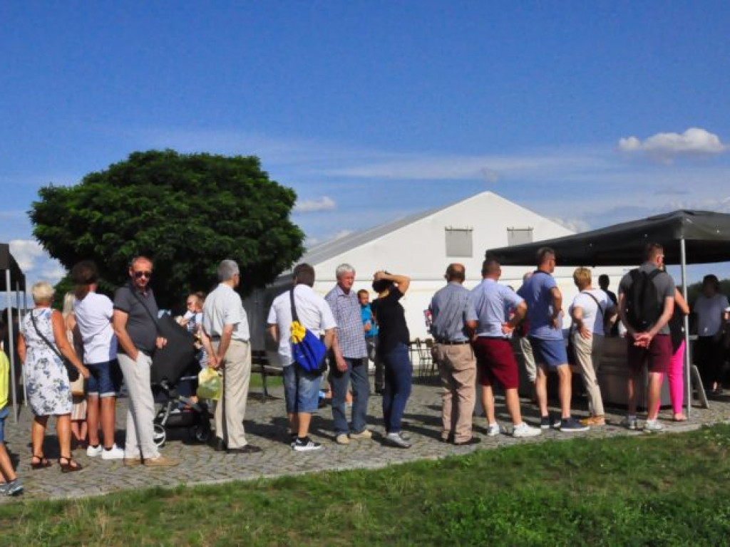 Tłumy na pikniku wojskowym w Sandomierzu [zdjęcia]