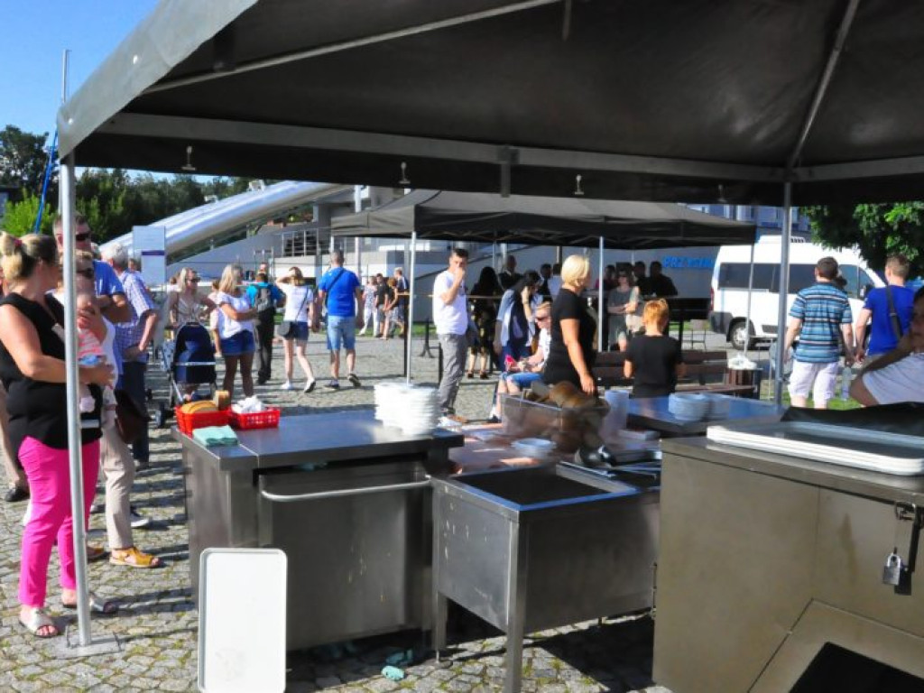 Tłumy na pikniku wojskowym w Sandomierzu [zdjęcia]