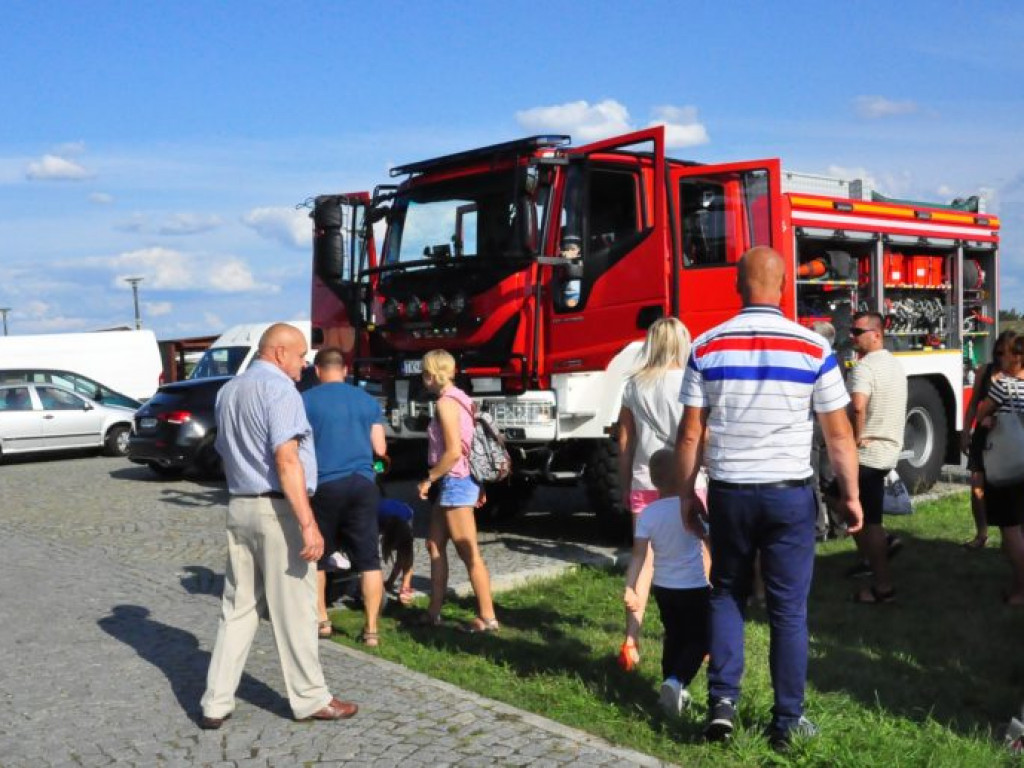Tłumy na pikniku wojskowym w Sandomierzu [zdjęcia]