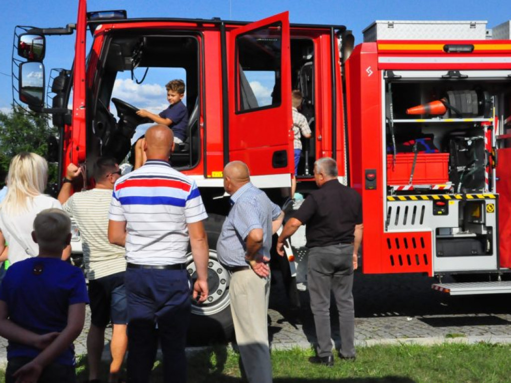 Tłumy na pikniku wojskowym w Sandomierzu [zdjęcia]