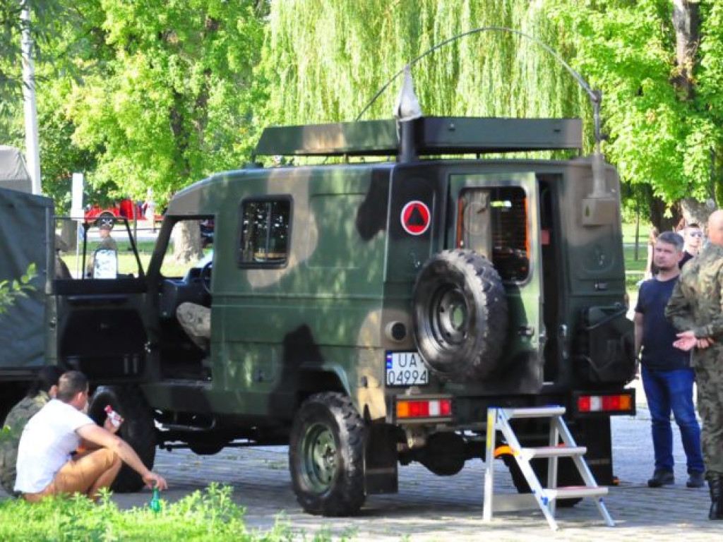 Tłumy na pikniku wojskowym w Sandomierzu [zdjęcia]