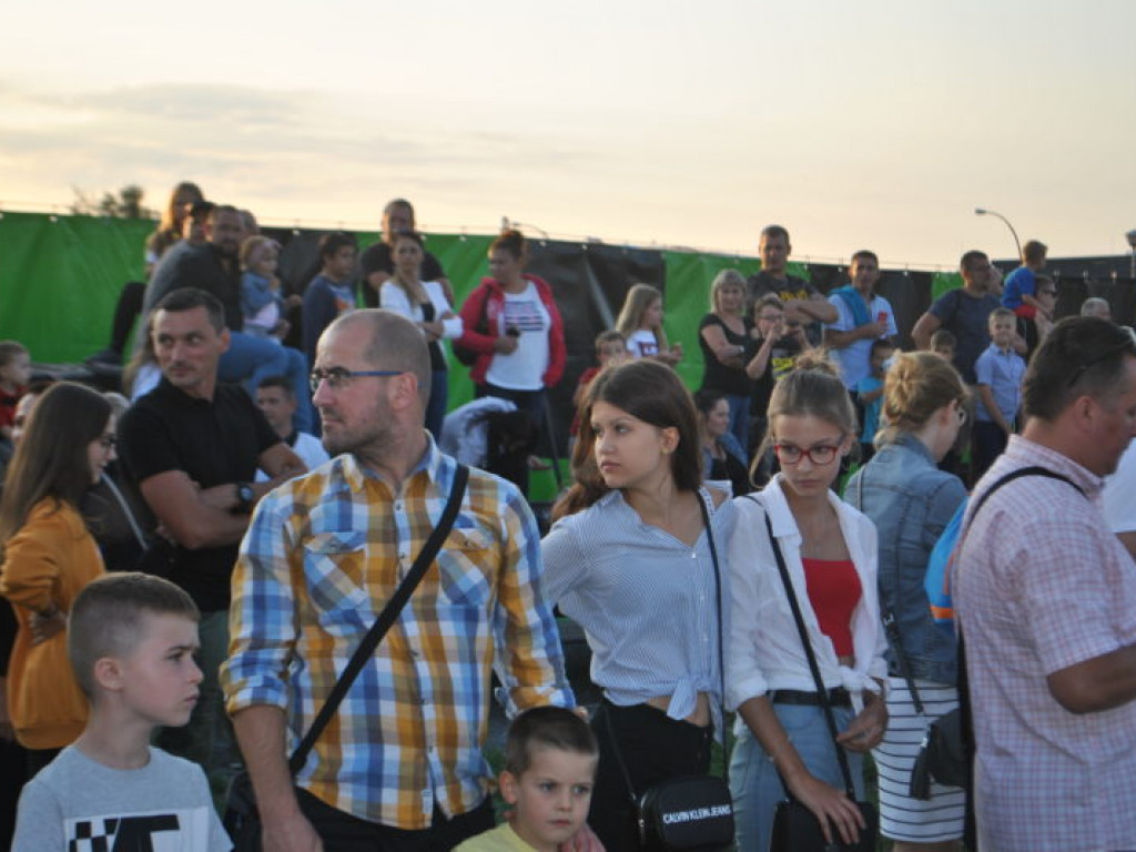 Motoryzacyjny show w Tarnobrzegu (zdjęcia)