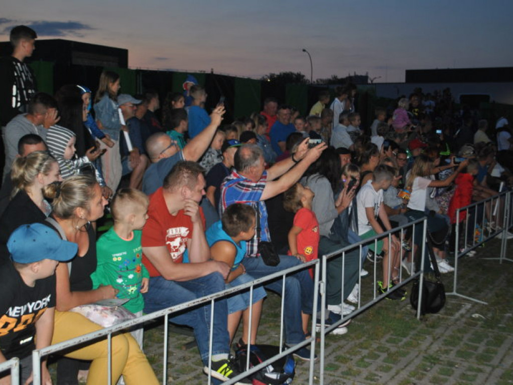 Motoryzacyjny show w Tarnobrzegu (zdjęcia)