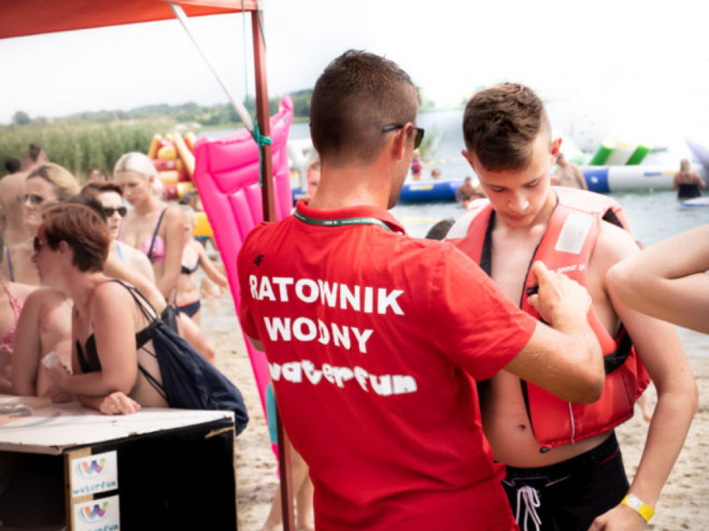 Woda, zabawa, radość - Wodny Park Rozrywki nad Jeziorem Tarnobrzeskim