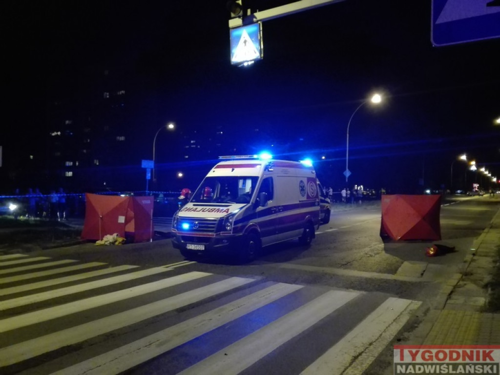 Koszmarny wypadek w Tarnobrzegu. 2 osoby nie żyją [zdjęcia]