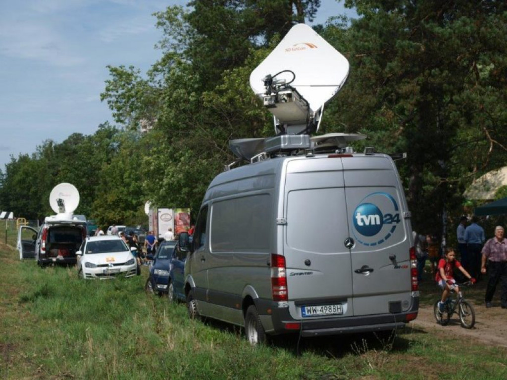 Prezes PiS i kilkanaście tysięcy osób na pikniku w Stalowej Woli [zdjęcia]