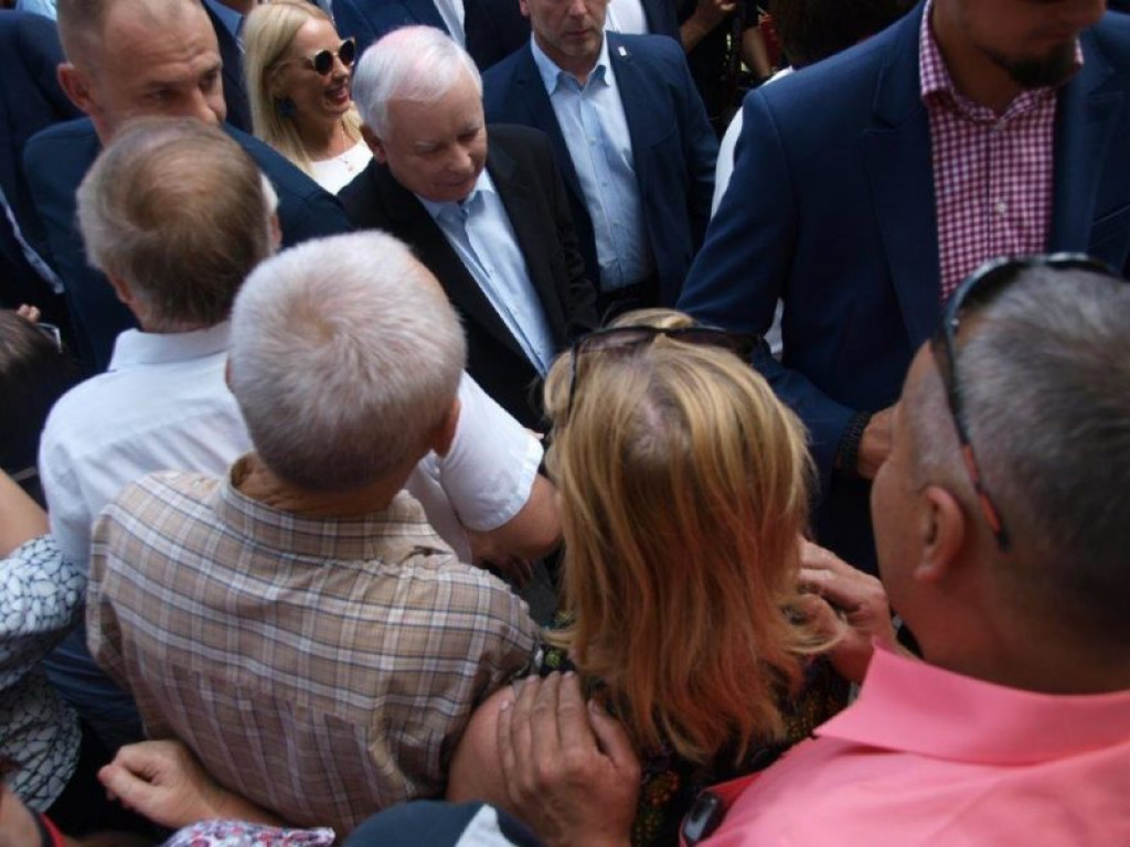 Prezes PiS i kilkanaście tysięcy osób na pikniku w Stalowej Woli [zdjęcia]