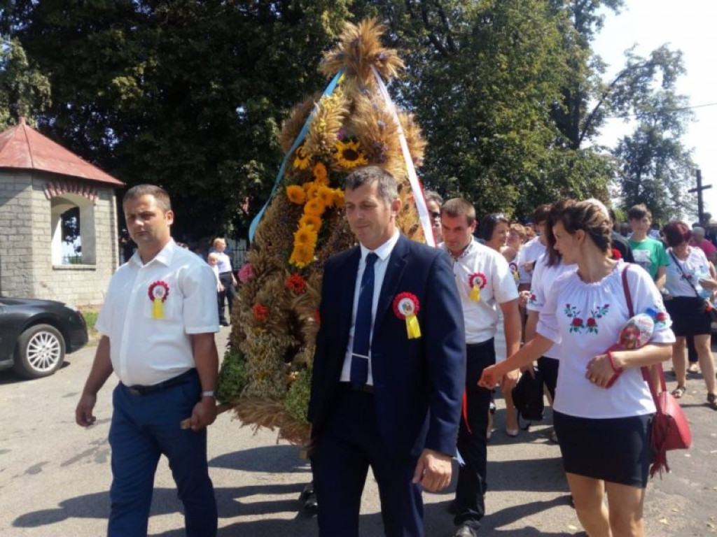 W Bogorii trwają dożynki powiatu staszowskiego [zdjęcia]