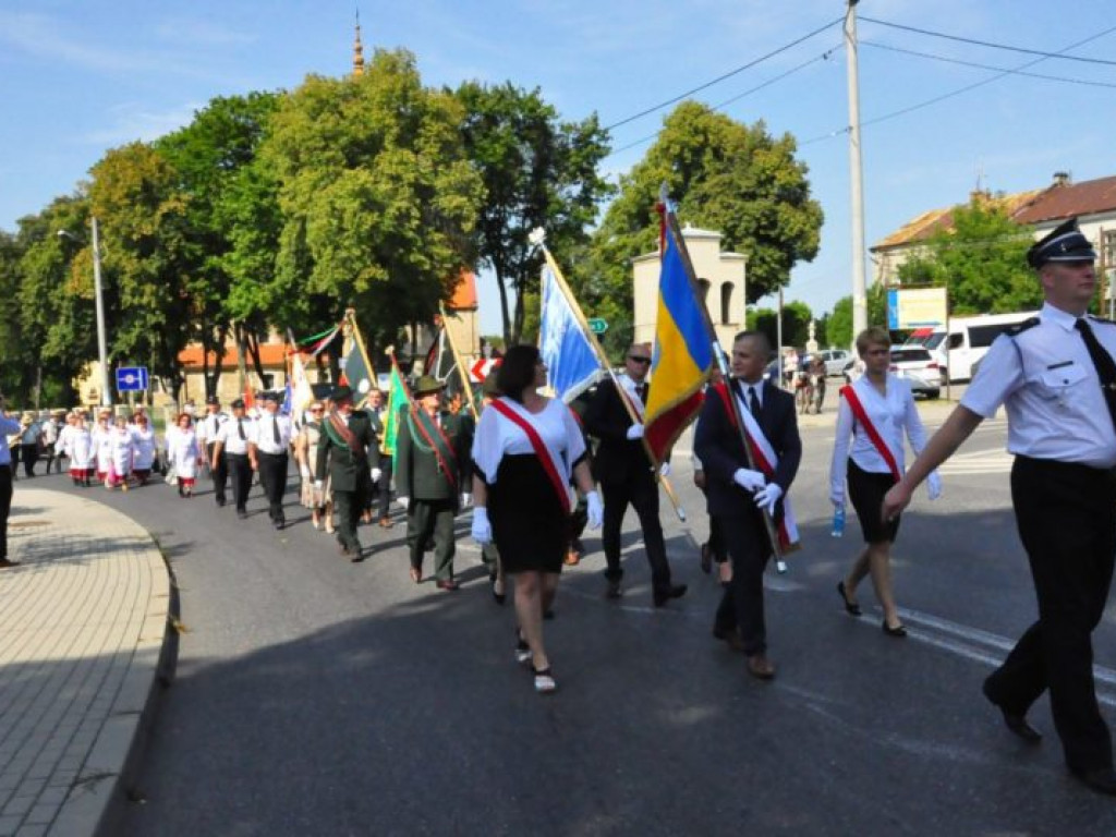 Mieszkańcy powiatu sandomierskiego podziękowali za plony [zdjęcia]