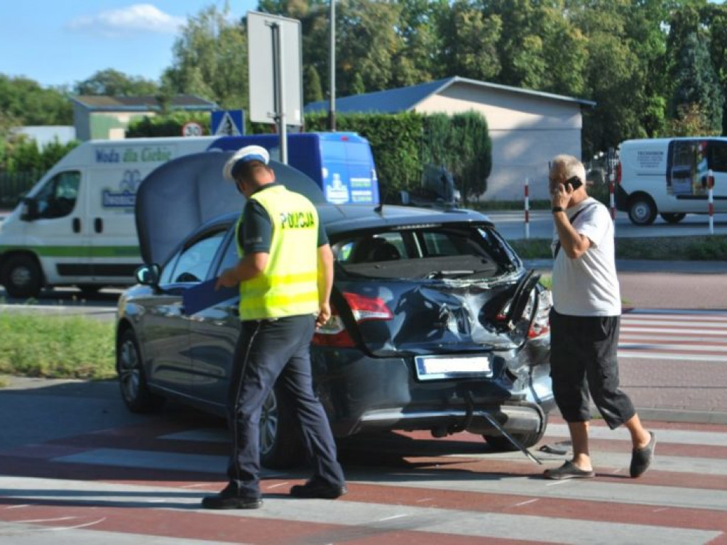 Wypadek na Wisłostradzie [zdjęcia]