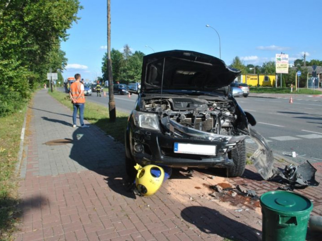 Wypadek na Wisłostradzie [zdjęcia]