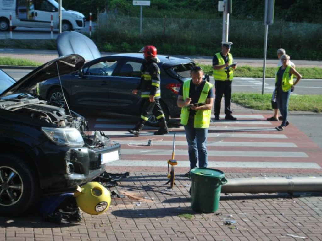 Wypadek na Wisłostradzie [zdjęcia]