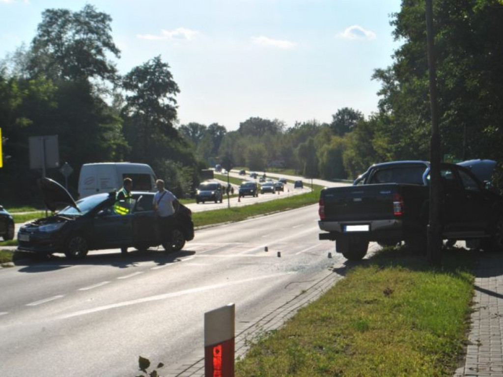 Wypadek na Wisłostradzie [zdjęcia]