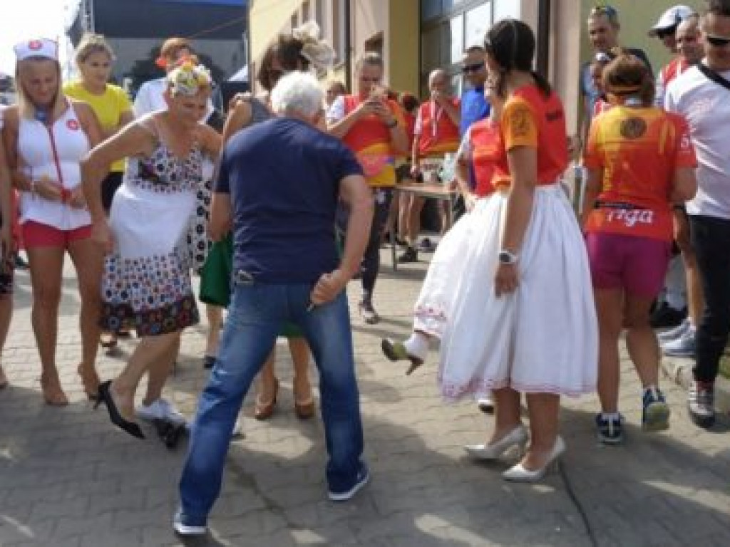 Bieg na szpilkach w Obrazowie [dużo zdjęć]