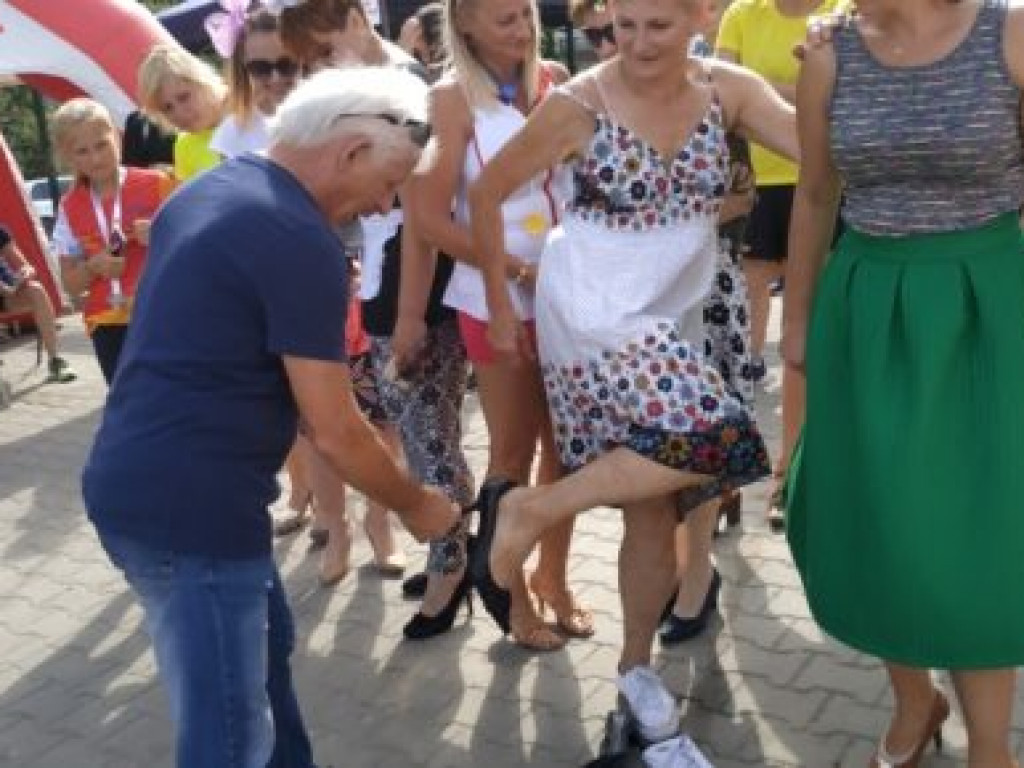 Bieg na szpilkach w Obrazowie [dużo zdjęć]