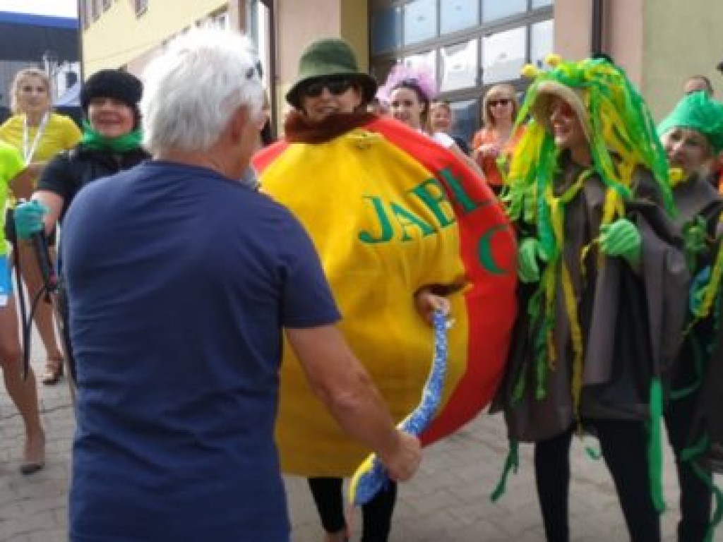 Bieg na szpilkach w Obrazowie [dużo zdjęć]