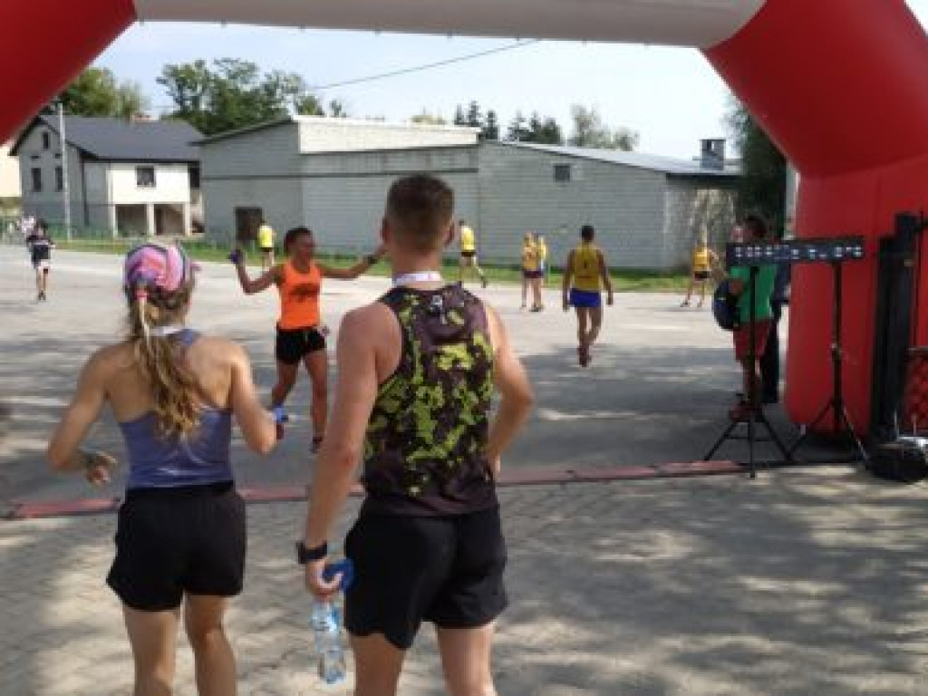Wystartowali w biegu o Kryształowe Jabłko [zdjęcia]