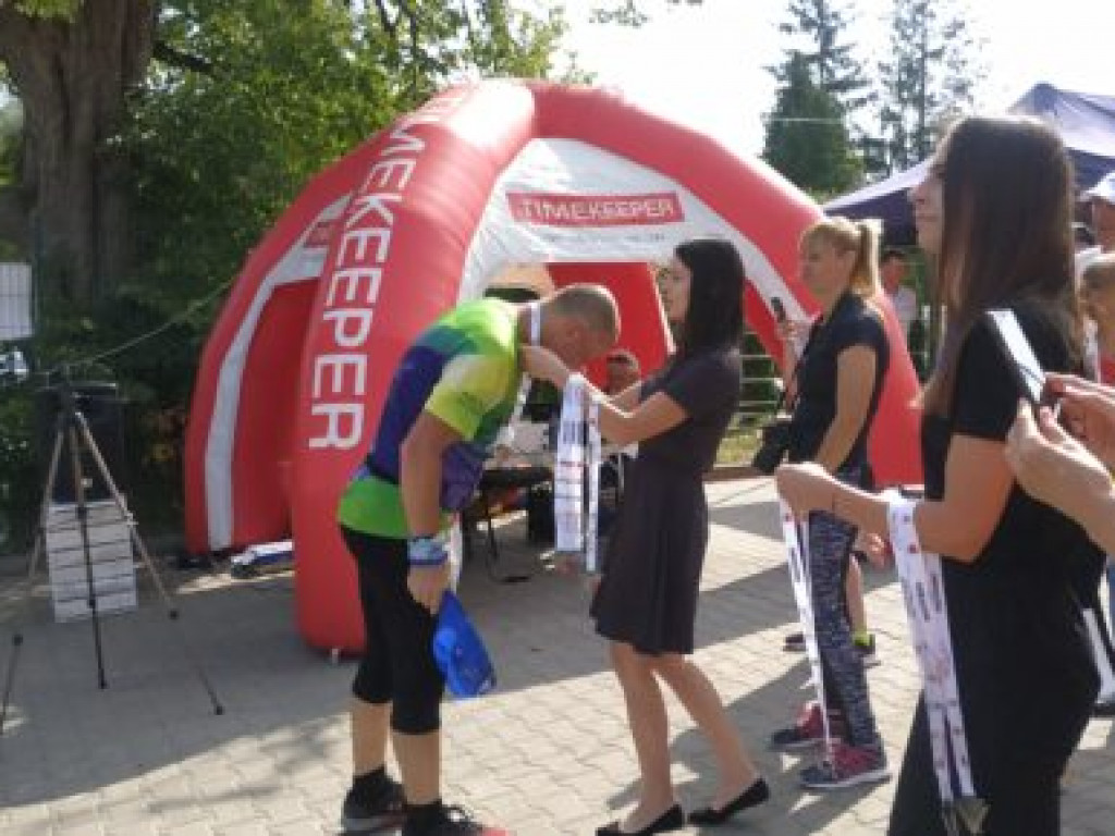 Wystartowali w biegu o Kryształowe Jabłko [zdjęcia]