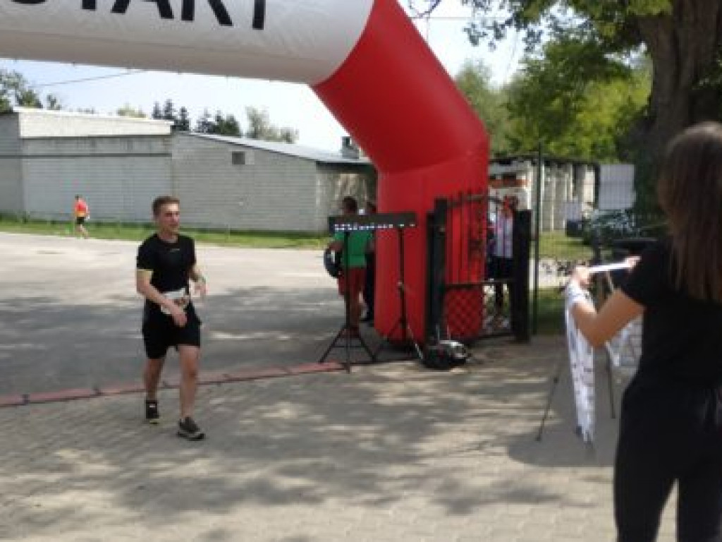 Wystartowali w biegu o Kryształowe Jabłko [zdjęcia]
