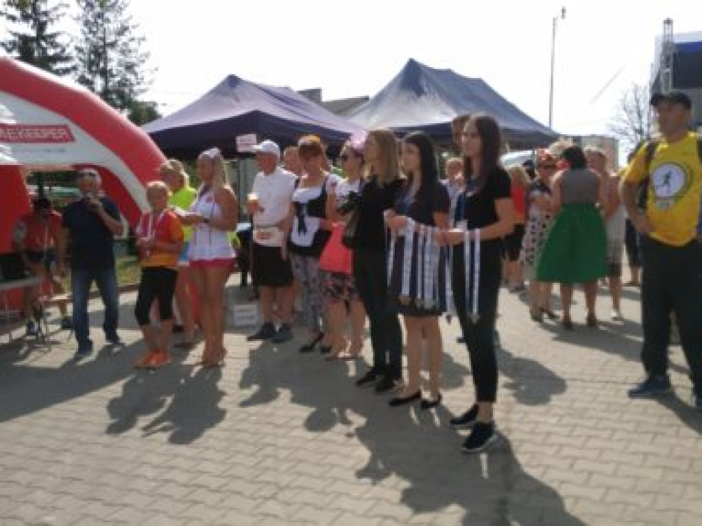 Wystartowali w biegu o Kryształowe Jabłko [zdjęcia]