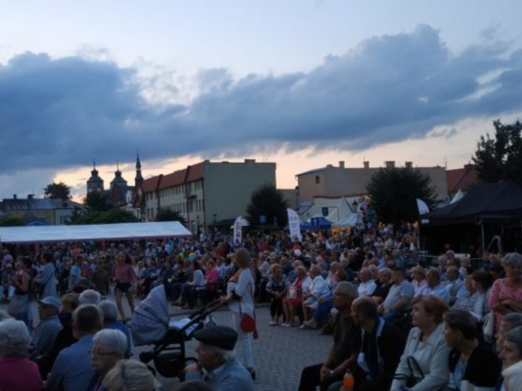 Wojewódzkie Dożynki w Opatowie [zdjęcia]