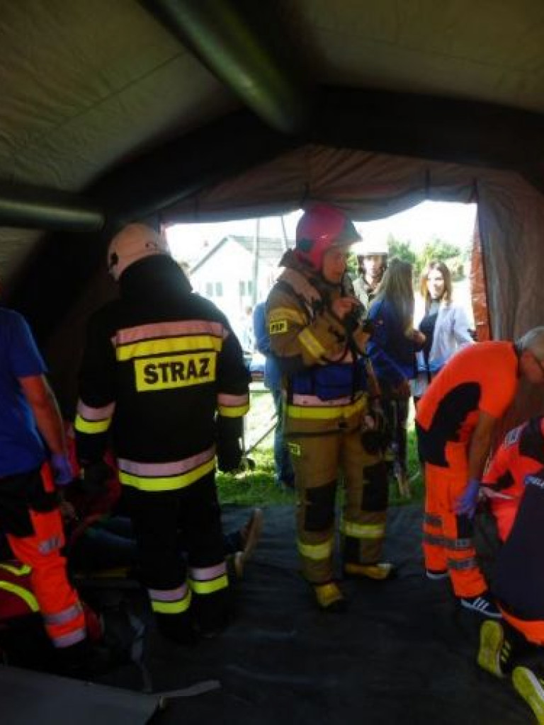 Atak terrorystyczny, wypadek i pożar. Na ćwiczeniach w Wilczycach [zdjęcia]