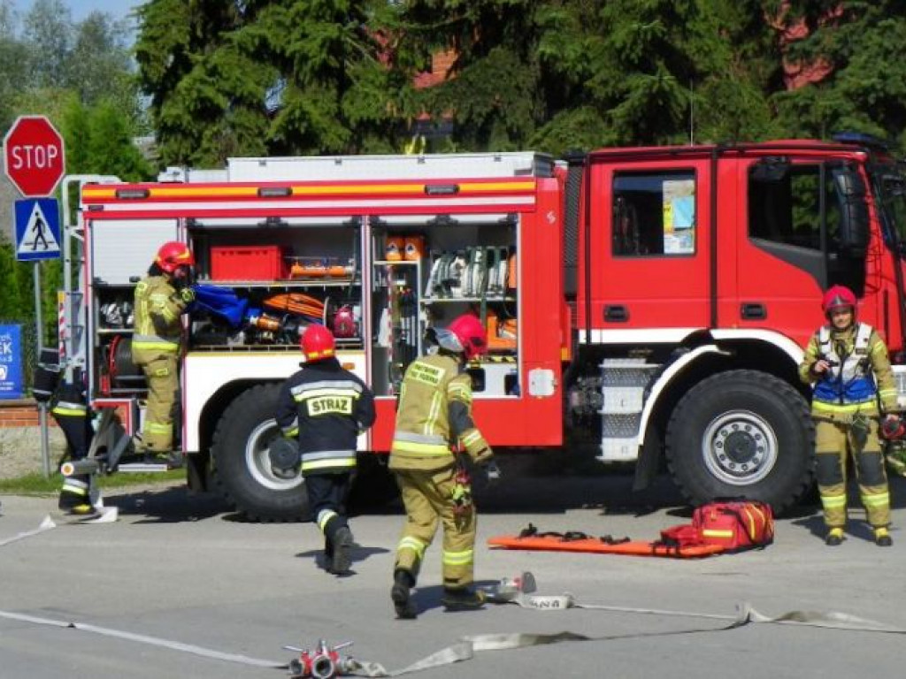 Atak terrorystyczny, wypadek i pożar. Na ćwiczeniach w Wilczycach [zdjęcia]