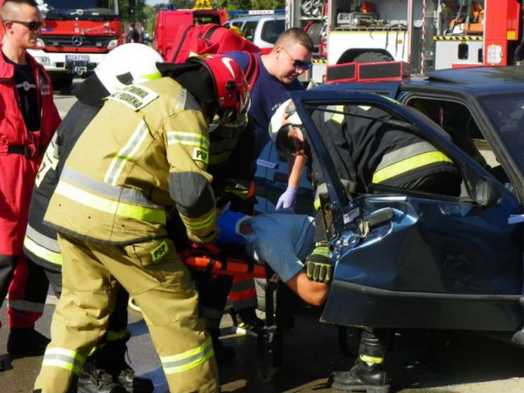 Atak terrorystyczny, wypadek i pożar. Na ćwiczeniach w Wilczycach [zdjęcia]