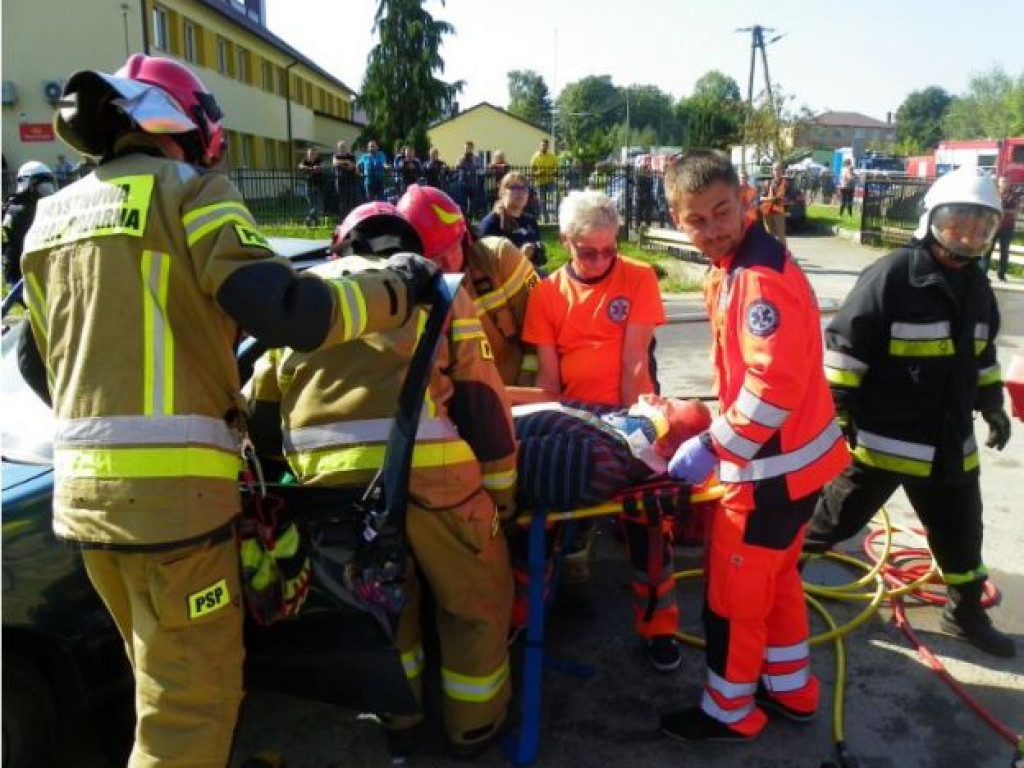 Atak terrorystyczny, wypadek i pożar. Na ćwiczeniach w Wilczycach [zdjęcia]