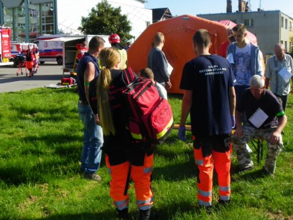 Atak terrorystyczny, wypadek i pożar. Na ćwiczeniach w Wilczycach [zdjęcia]