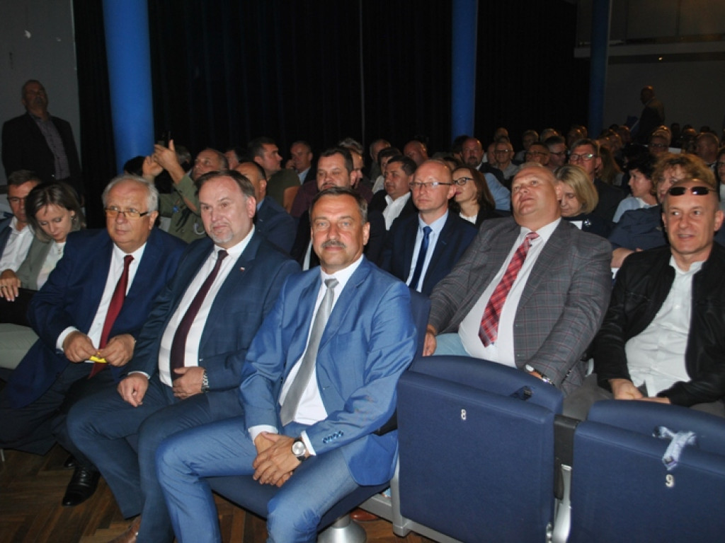 Premier Mateusz Morawiecki z wizytą w Staszowie (zdjęcia)
