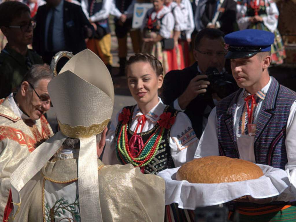 Krzcin, powiat sandomierski i województwo świętokrzyskie w Spale  [zdjęcia]