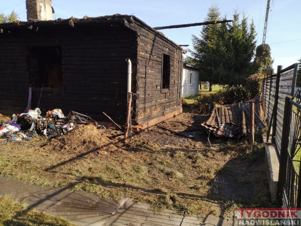 Pożar domu w Gorzycach. Nie żyją dwie osoby