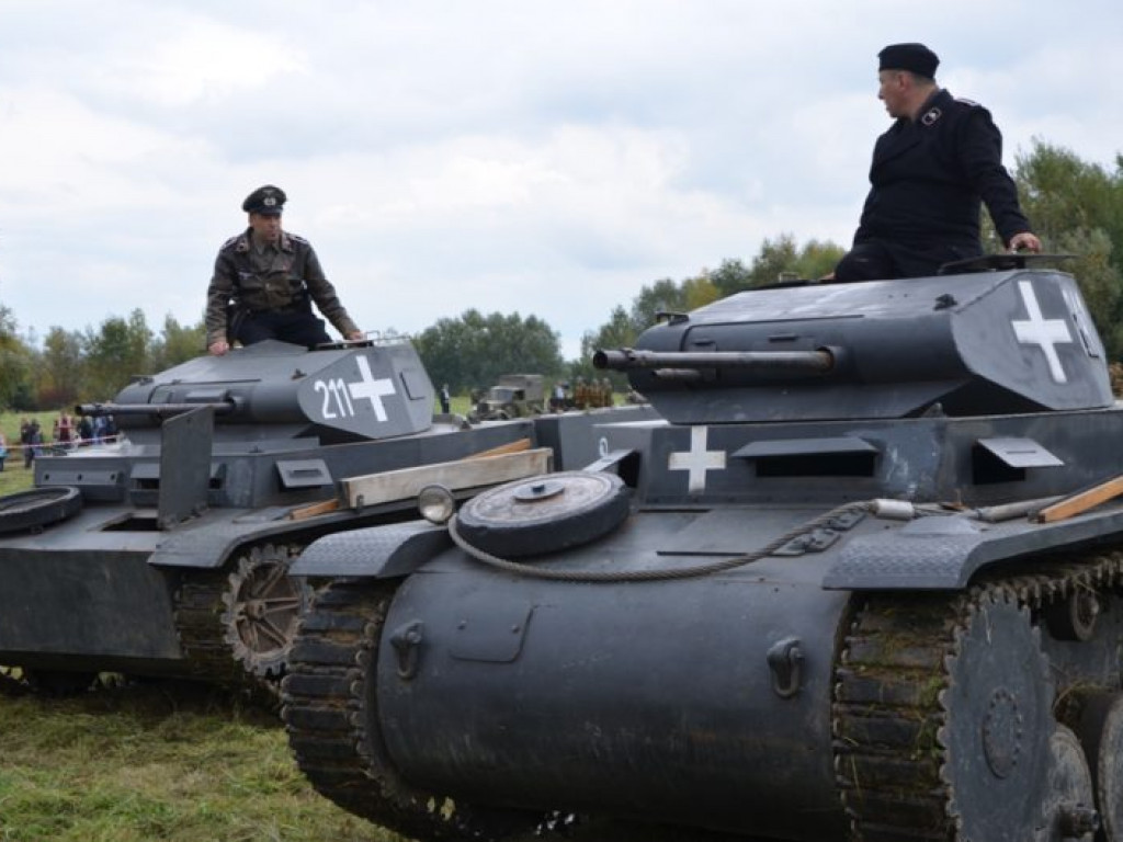 Tłumy widzów oglądały rekonstrukcję bitwy pod Osiekiem (zdjęcia)