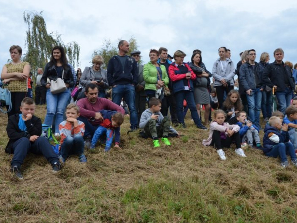Tłumy widzów oglądały rekonstrukcję bitwy pod Osiekiem (zdjęcia)