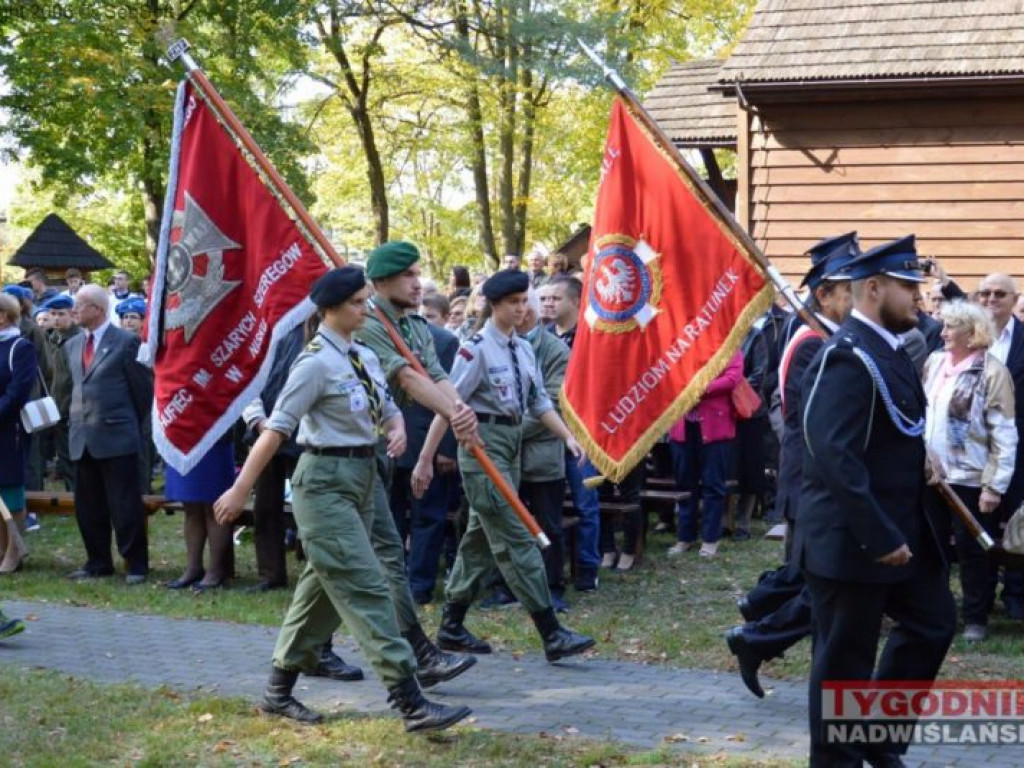 Przeciw dwóm wrogom [zdjęcia]