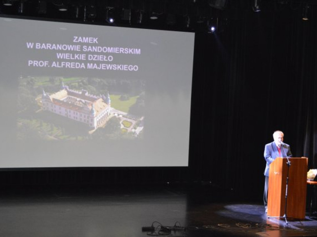Inauguracja roku akademickiego Uniwersytetu III Wieku [zdjęcia]
